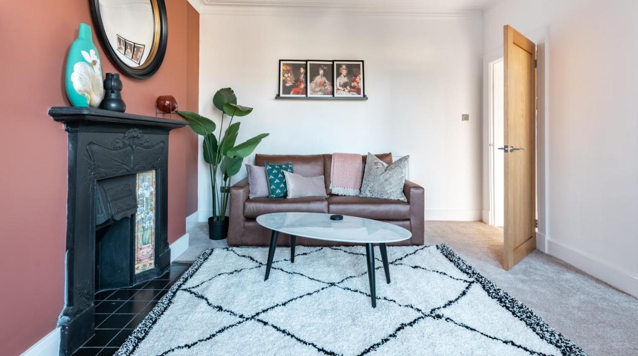 Ty Hapus Newport - Luxury 4 Bedroom Home Bagian luar foto